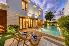 *Freshly Renovated* 3 BD Homey Central Villa